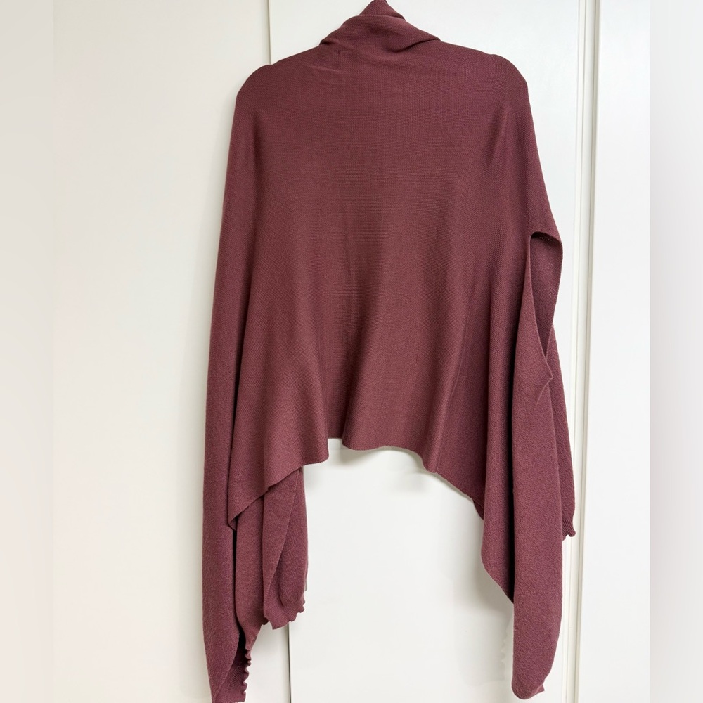 Savvi Amber Sweater Wrap - Picture 14 of 16